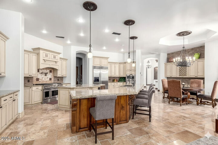 Property Photo:  3037 E Waterman Way  AZ 85297 