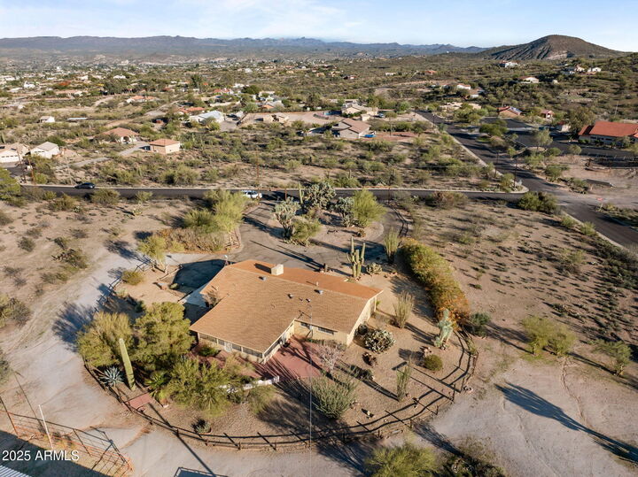 Property Photo: 860 Falcon Drive AZ 85390
