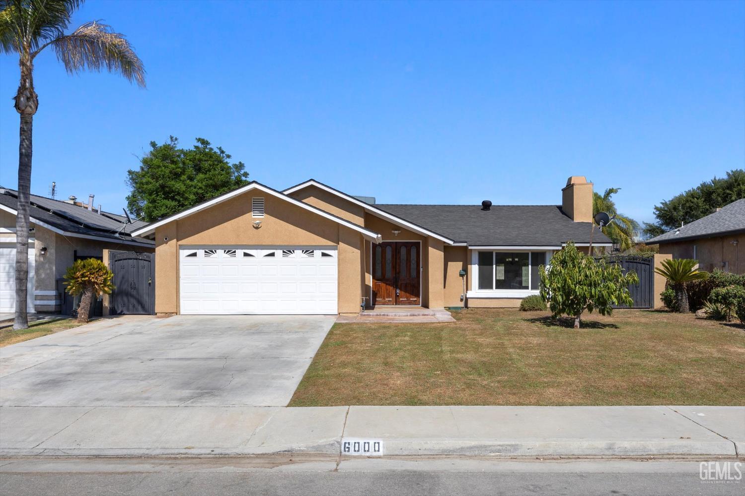 6000 Lugene Avenue  Bakersfield CA 93313 photo