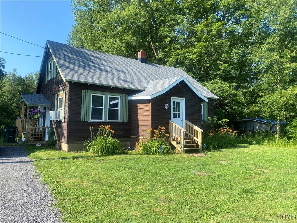 Property Photo:  1107 County Route 3  NY 13074 