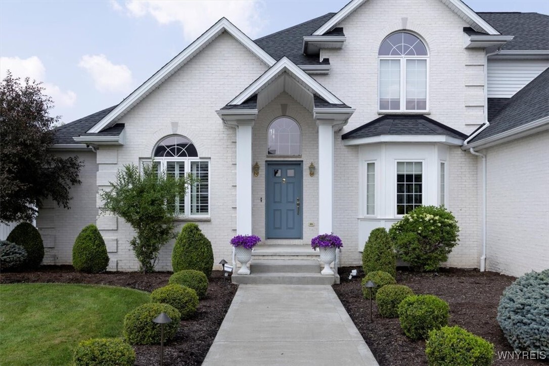 Property Photo: 4550 W Boncrest Drive NY 14221