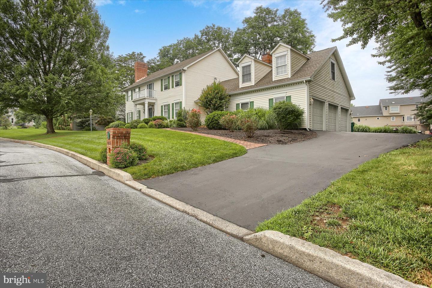 Property Photo:  4426 Greenridge Lane  PA 17112 