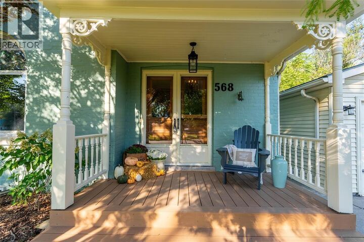 Property Photo: 568 London Street ON N0N 1T0