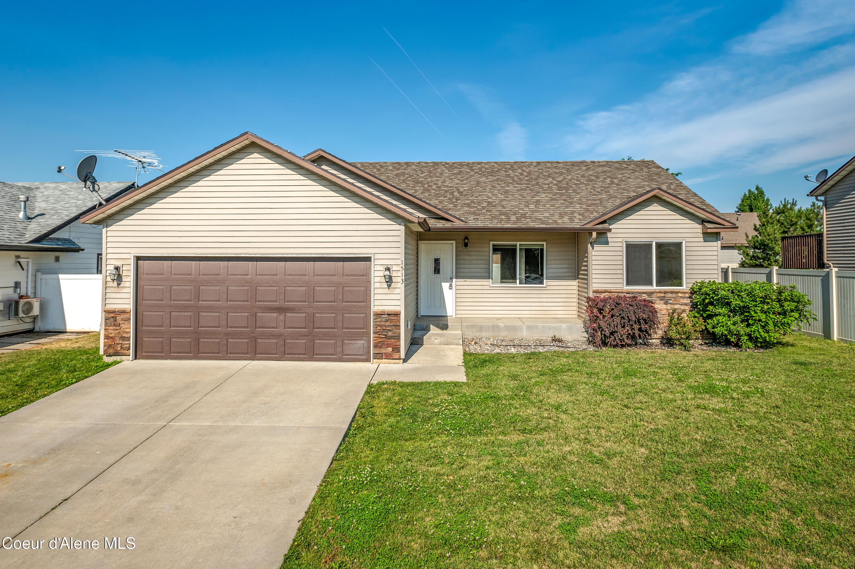 Property Photo: 1513 N Moonstone St ID 83854