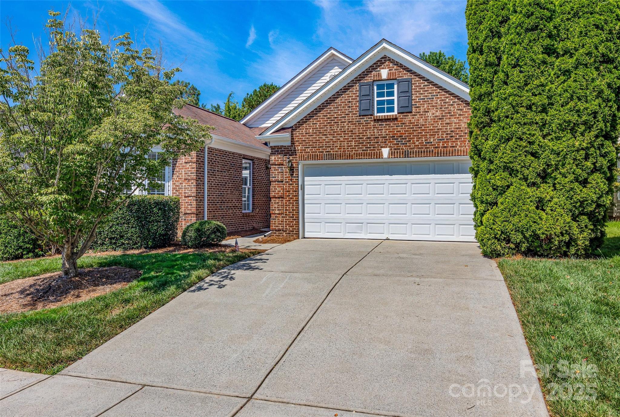 Property Photo: 870 Platinum Drive SC 29708