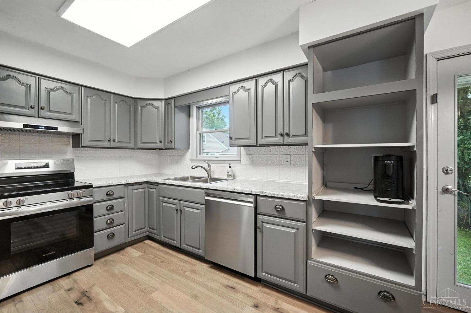 Property Photo: 2070 Adams Road OH 45231