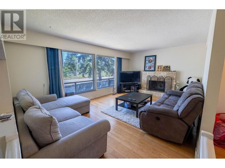 Property Photo: 2955 Westwood Drive BC V2N 1R7