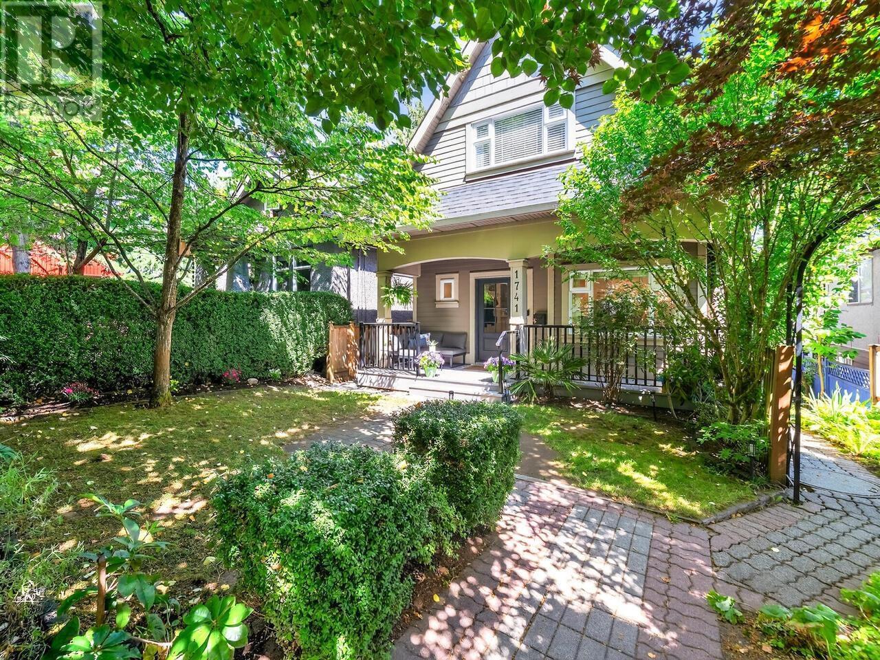 Property Photo: 1741 East 15th Avenue BC V5N 2G2