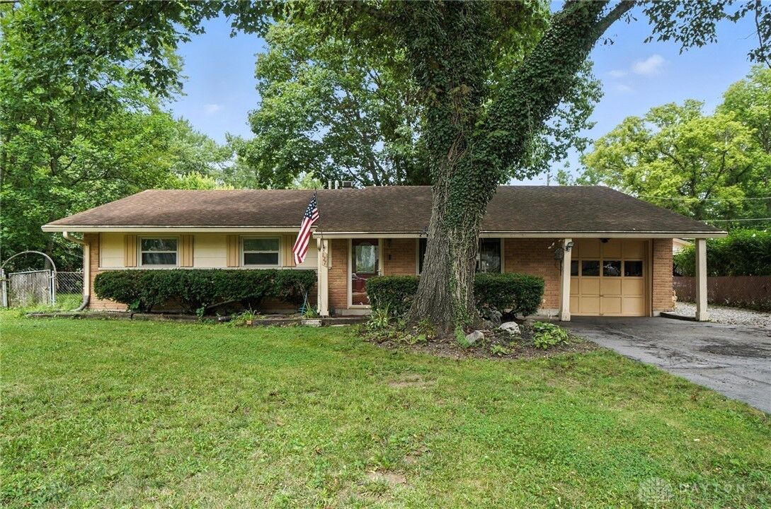 Property Photo:  127 Trailway Street  OH 45415 