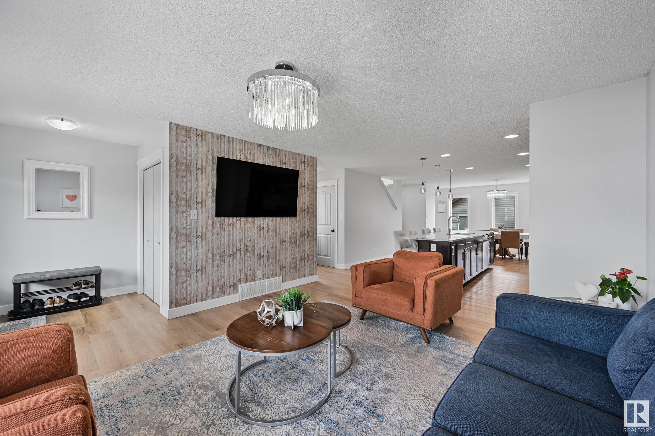 Property Photo:  17103 121 Street NW  AB T5X 0H4 