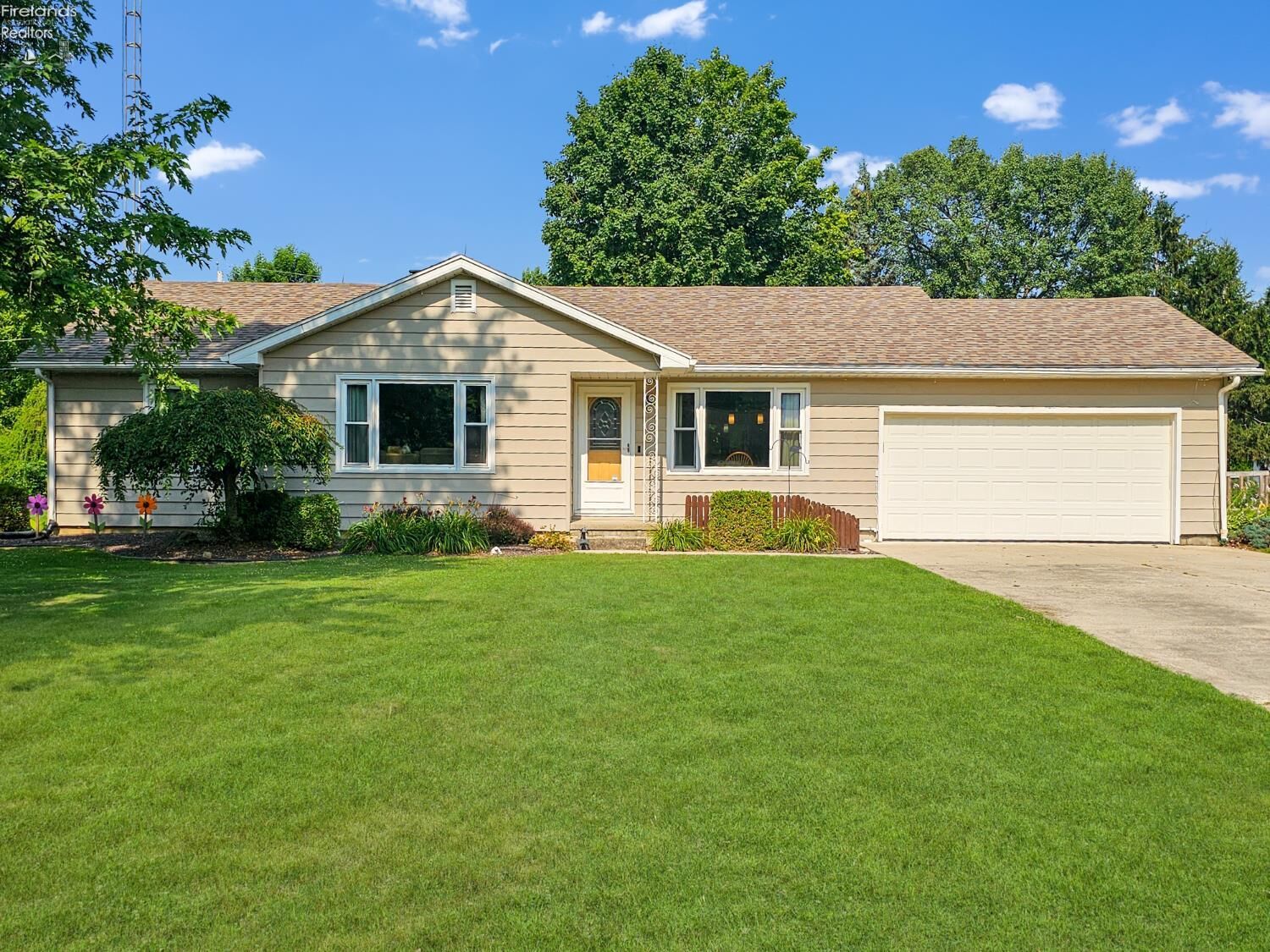 Property Photo:  1636 Arrowhead Drive  OH 43420 
