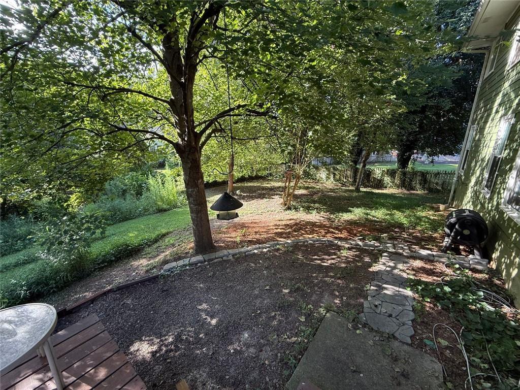 Property Photo:  2204 Toucan Court  GA 30044 