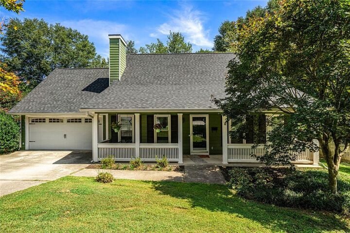 Property Photo:  2204 Toucan Court  GA 30044 