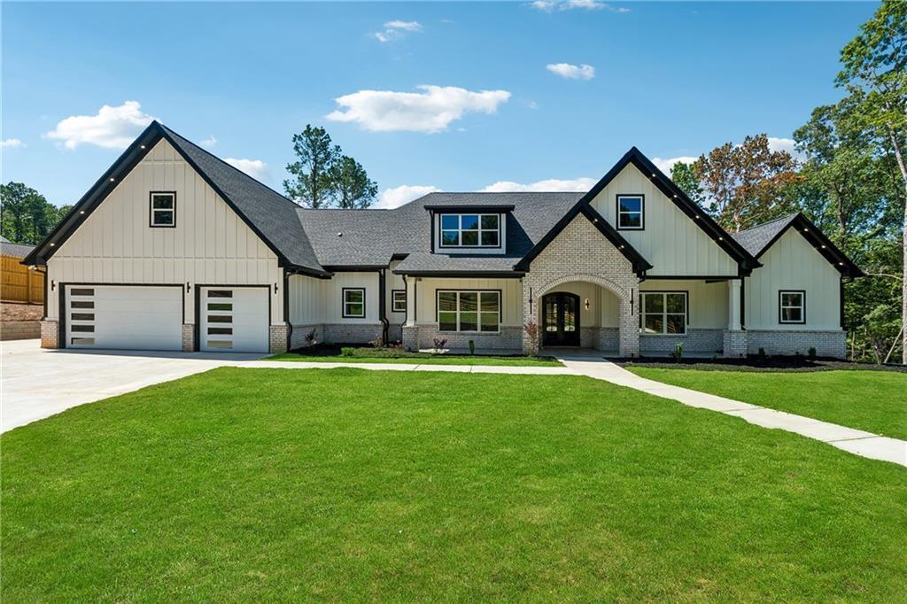 Property Photo: 1622 Double Springs Church Road GA 30656