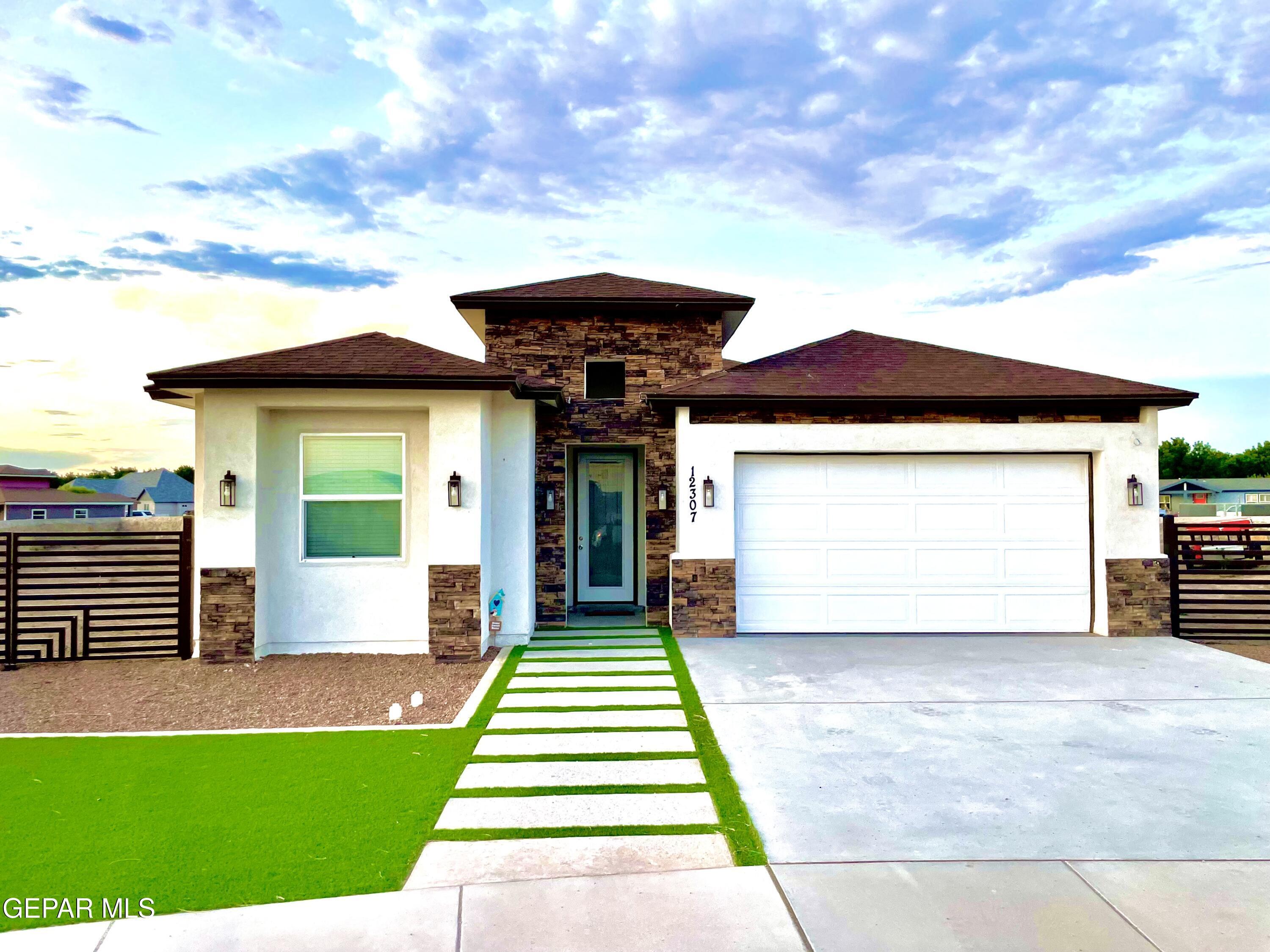 754 Delilah Avenue  Socorro TX 79927 photo