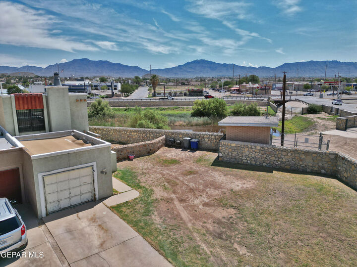 Property Photo: 191 Mulberry Avenue B TX 79932