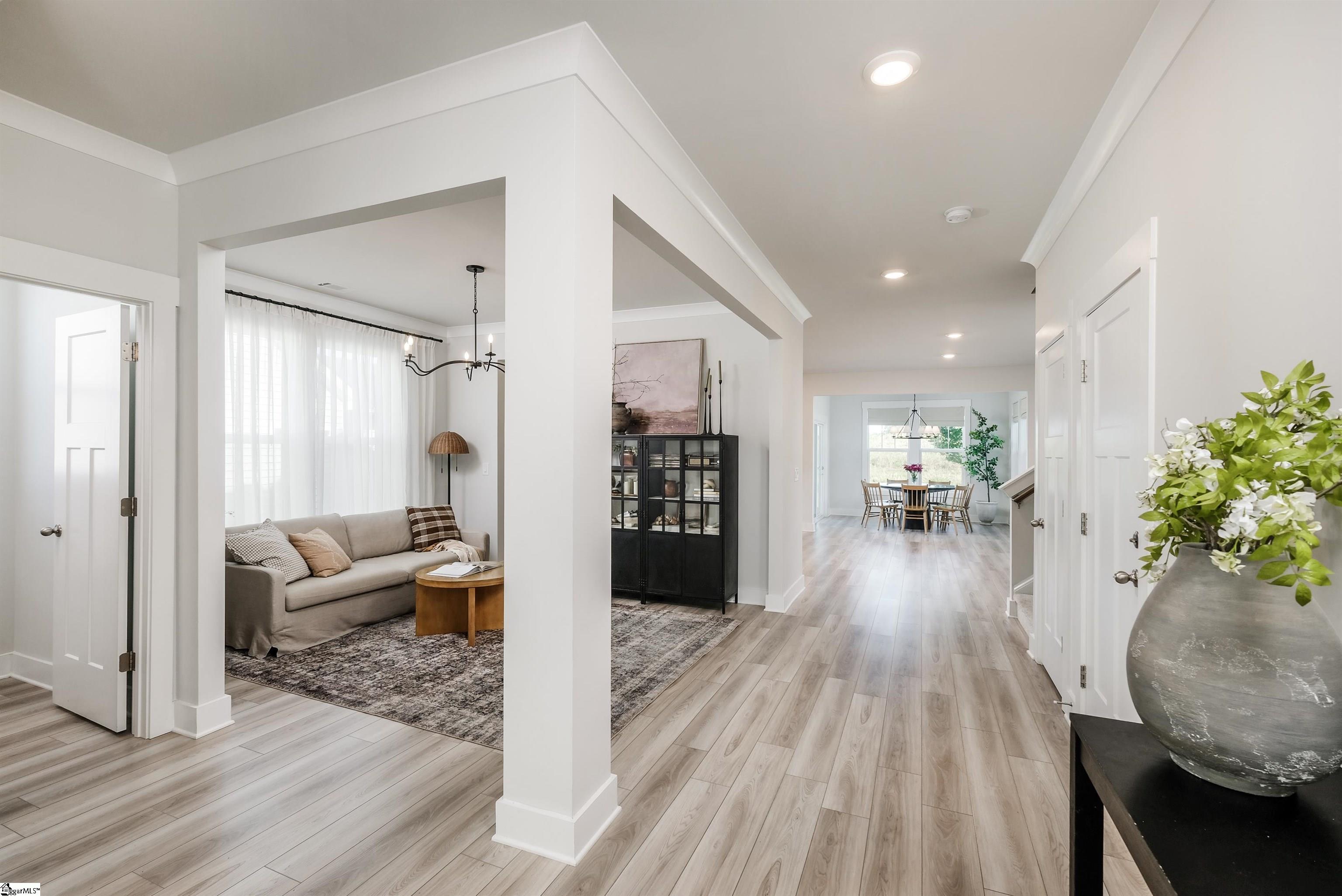 Property Photo: 561 Fenwick Drive SC 29388