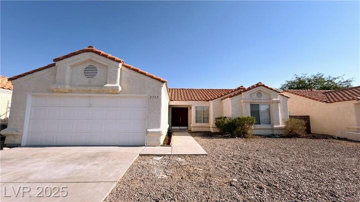 2739 Pinewood Avenue  Henderson NV 89074 photo