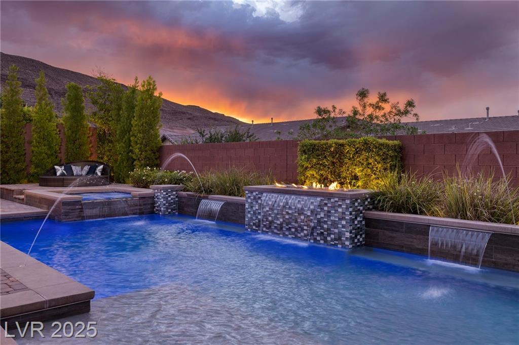 Property Photo: 10524 Bryn Haven Avenue NV 89135