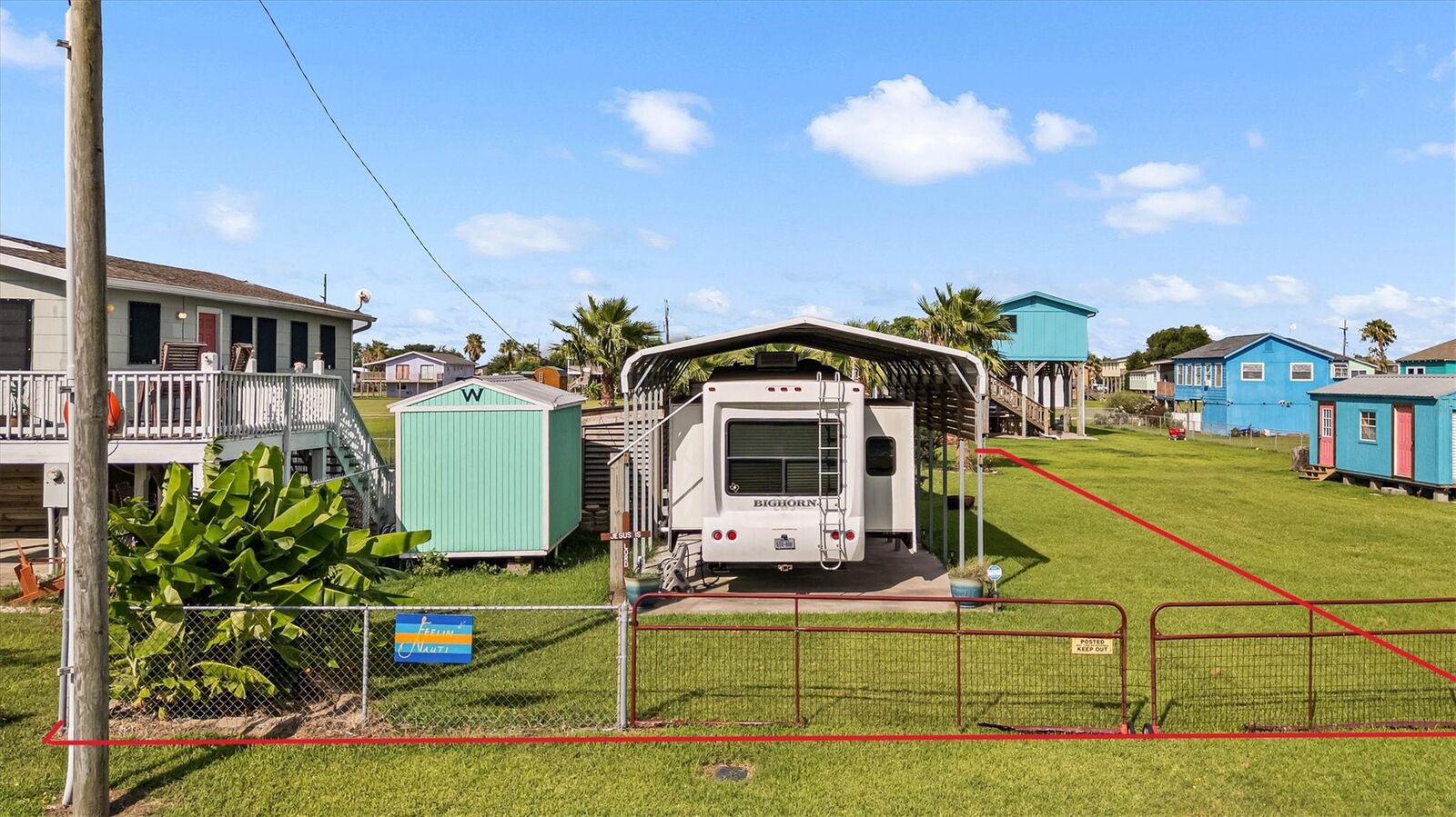 Property Photo:  1061 East Road  TX 77650 