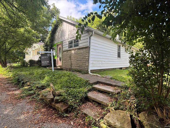 Property Photo: 2304 S Ford Avenue IN 47403