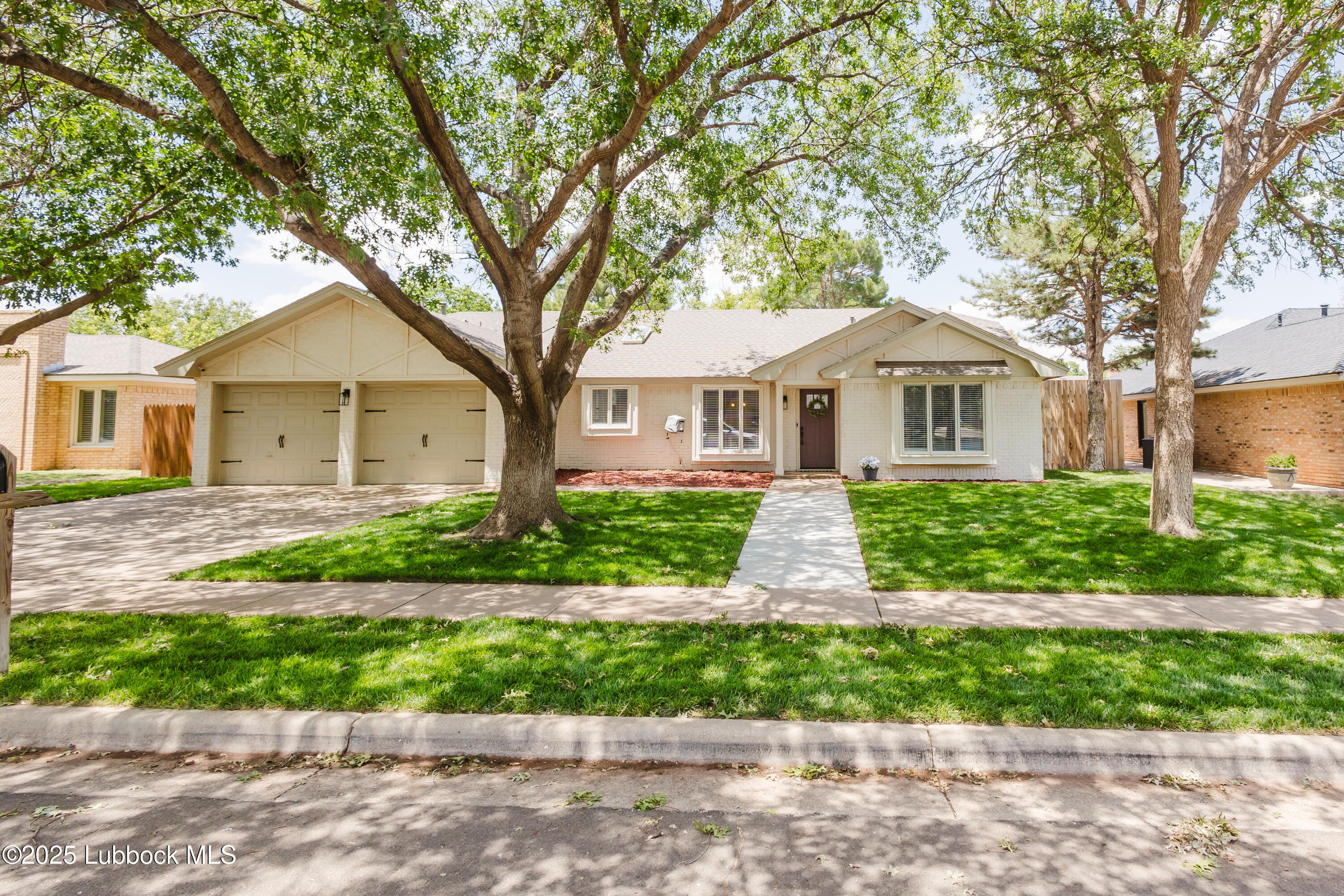 Property Photo:  5402 86th Street  TX 79424 