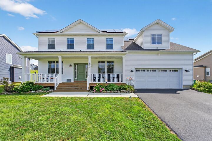 Property Photo:  42 Kensington Lane  NY 12603 