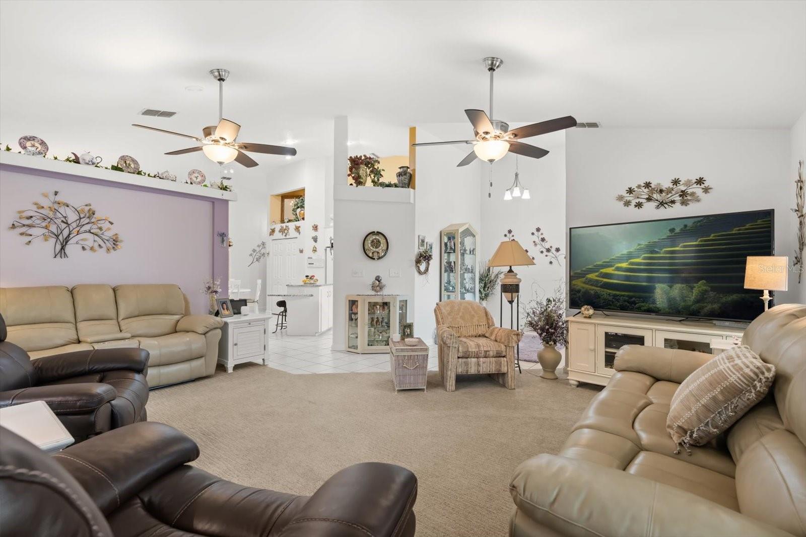 Property Photo: 103 Harbor Way FL 33823