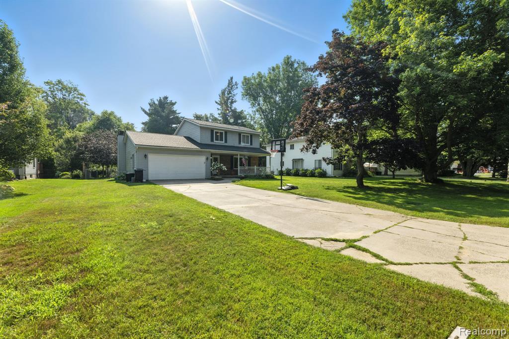 Property Photo: 3544 Old Farm Lane MI 48059 4019