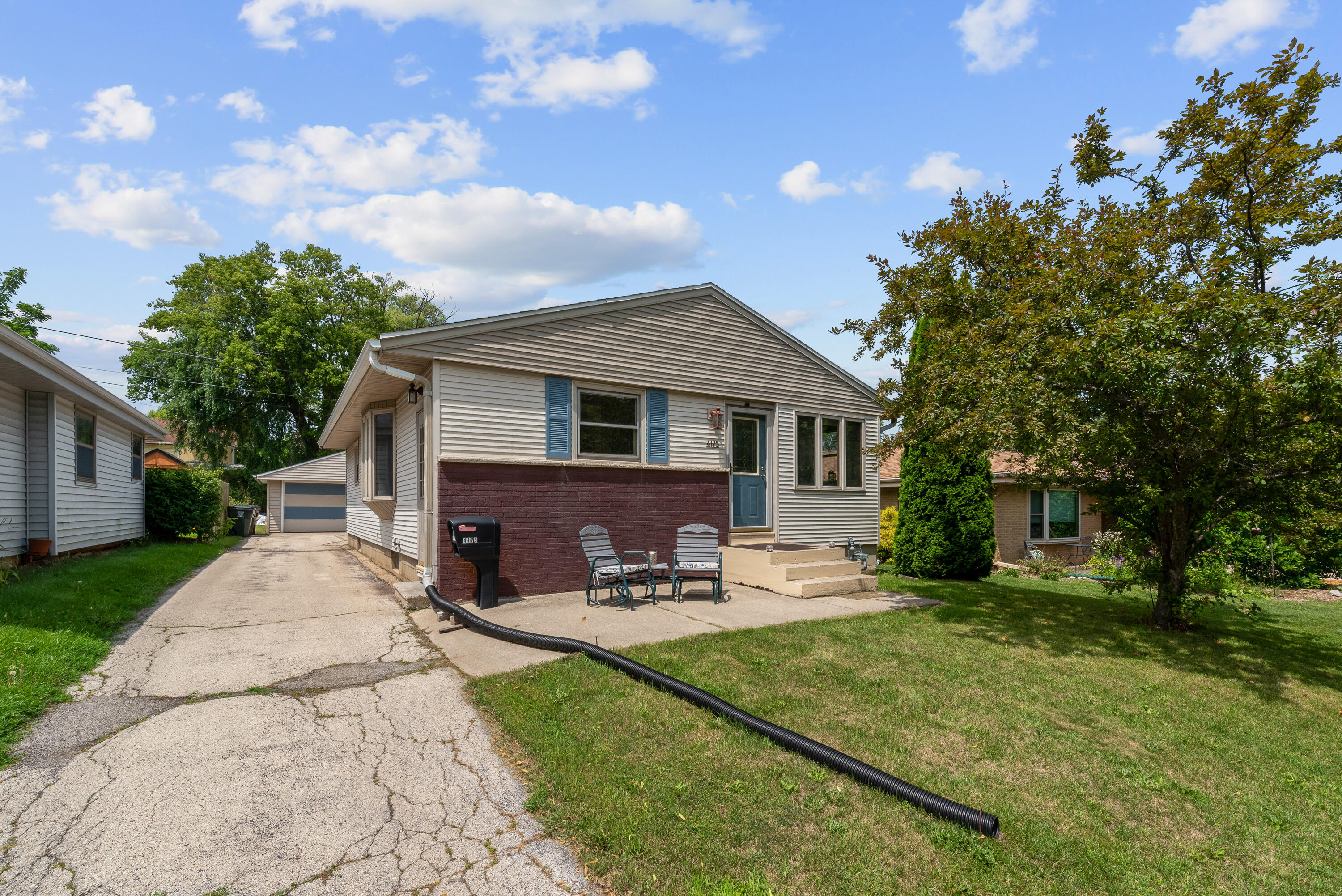 Property Photo: 4175 S McCarty Ave WI 53235