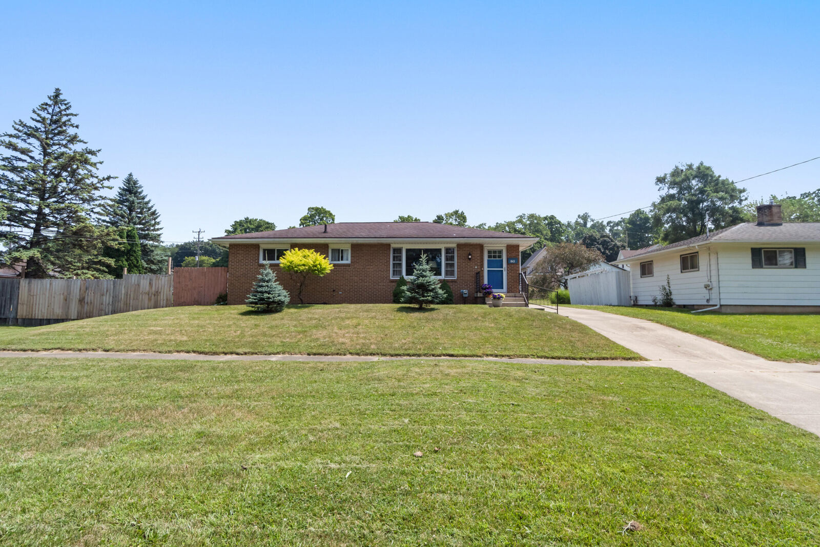 Property Photo:  843 N State Street  MI 49202 