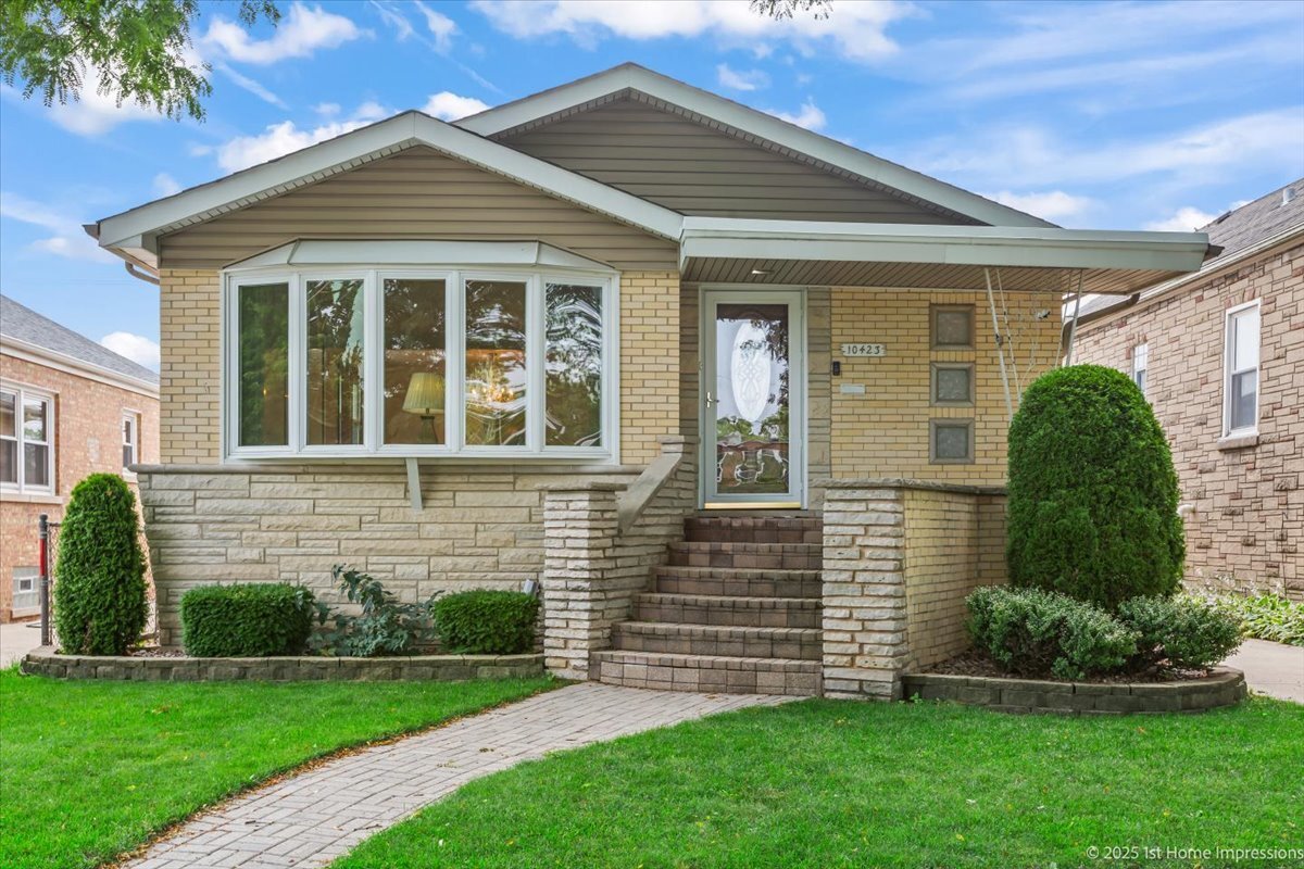 10423 S Sawyer Avenue  Chicago IL 60655 photo