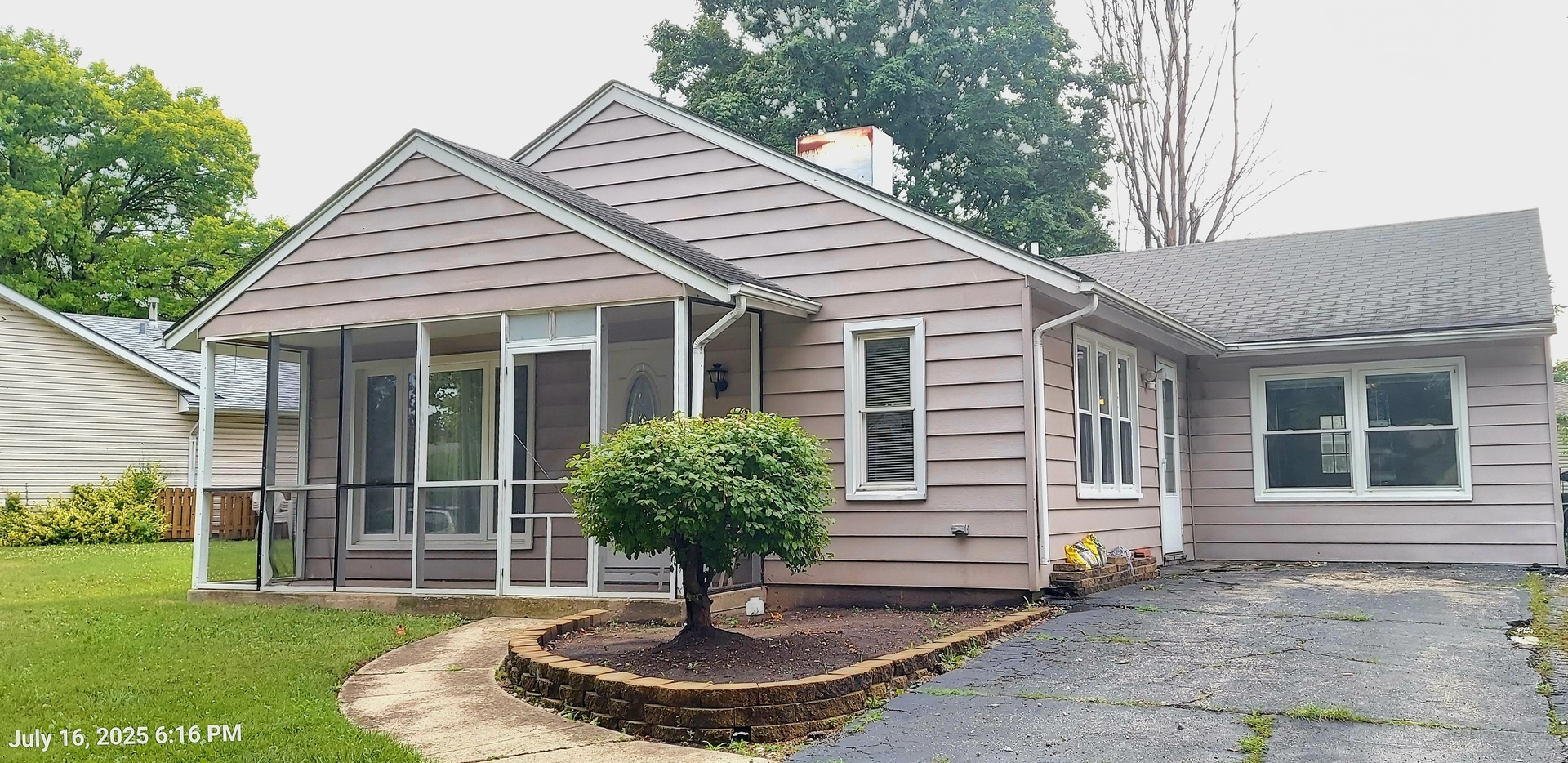 Property Photo: 70 Eastfield Road IL 60538