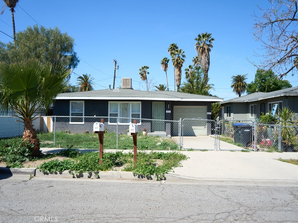 Property Photo: 417 N Taylor Street CA 92543