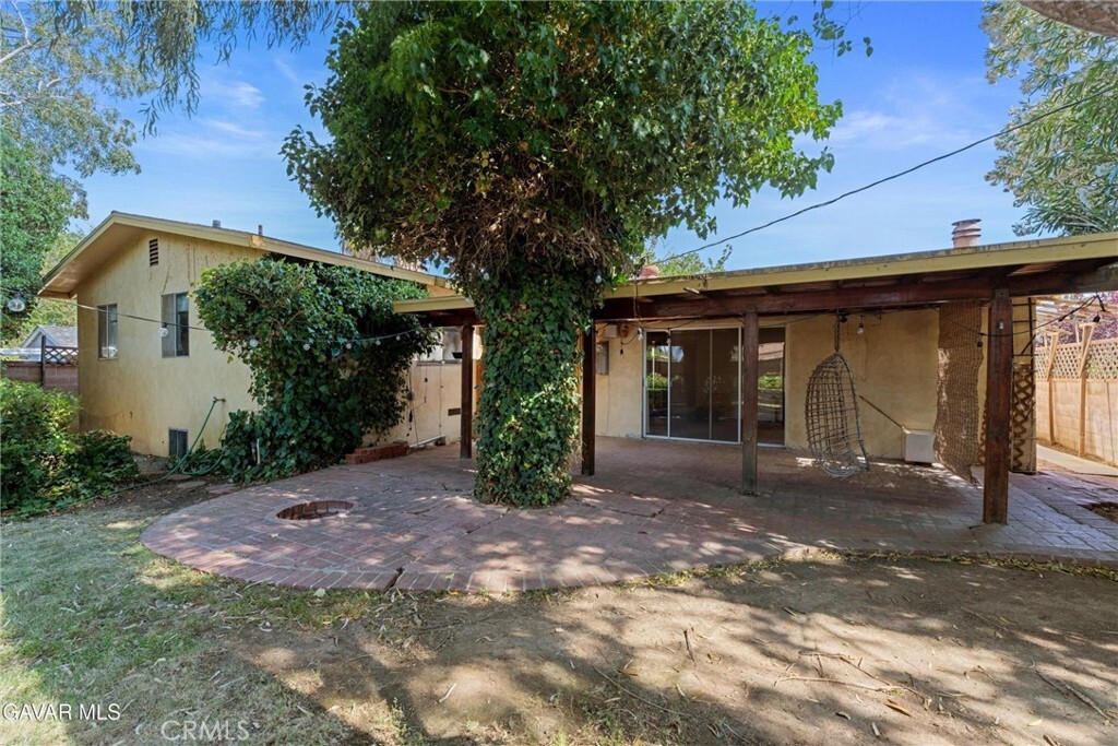 Property Photo: 1333 E Avenue R4 CA 93550