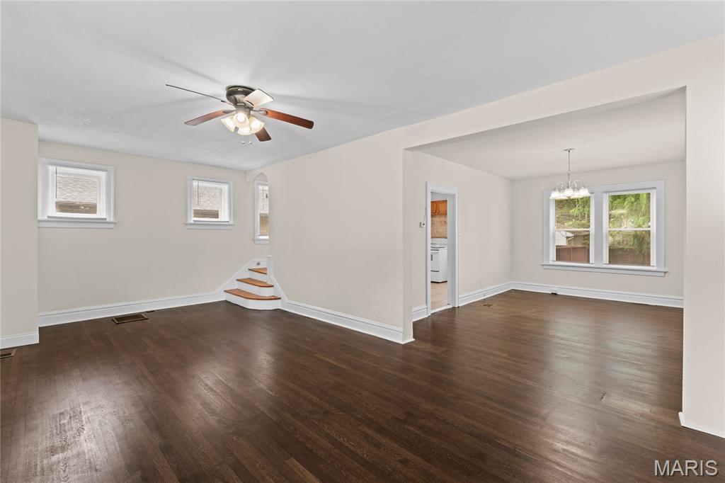 Property Photo: 7241 Saint Andrews Place MO 63121