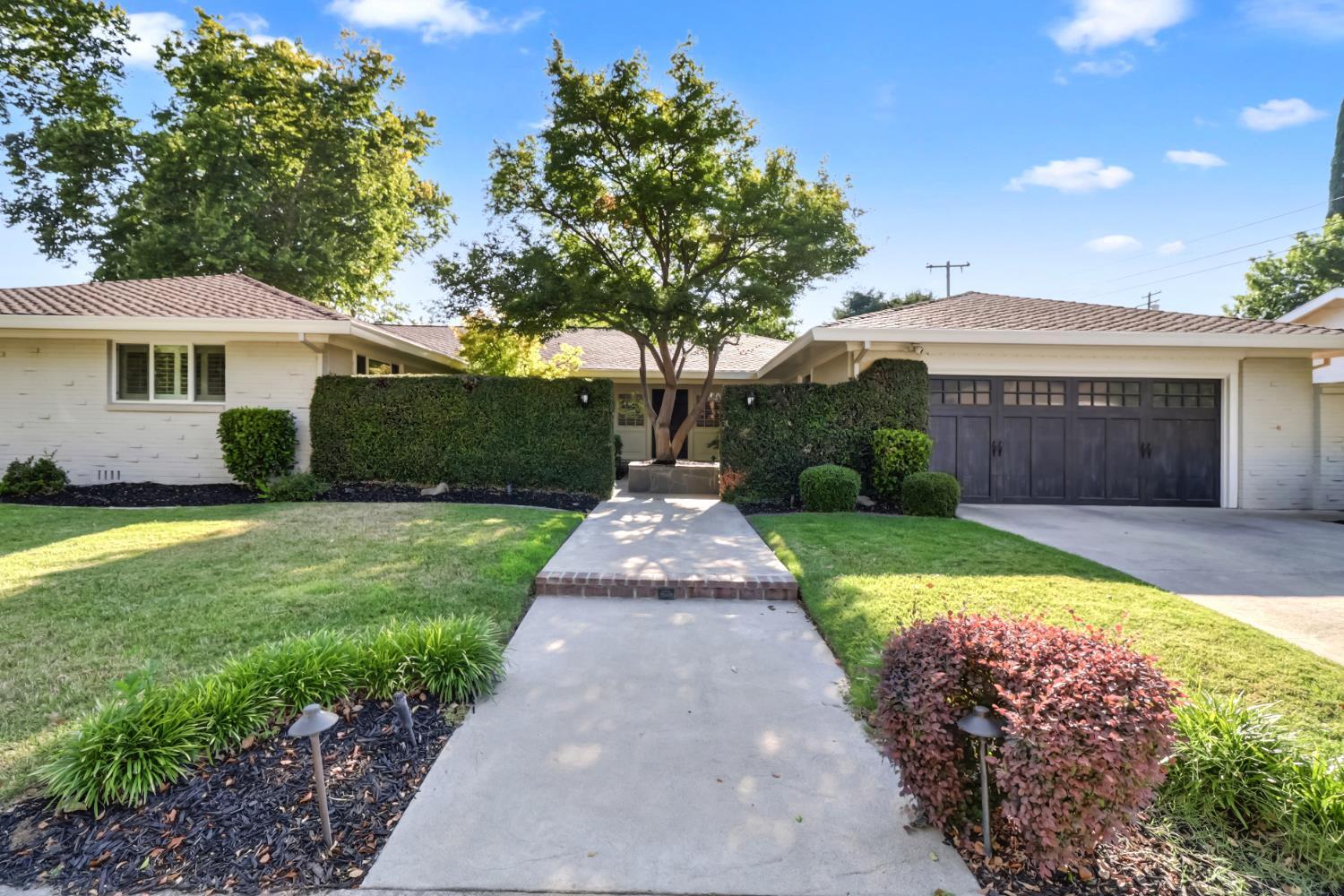 Property Photo: 551 Thornley Way CA 95864