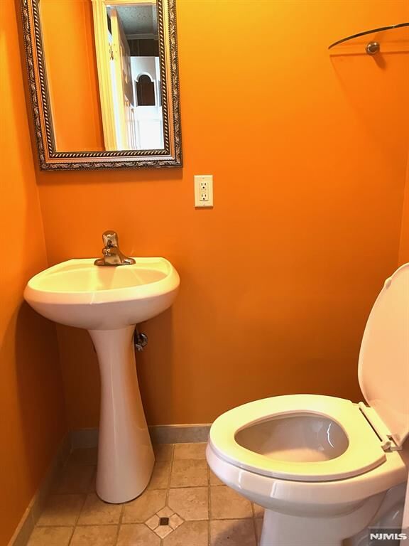 Property Photo: 162 Union Place NJ 07660