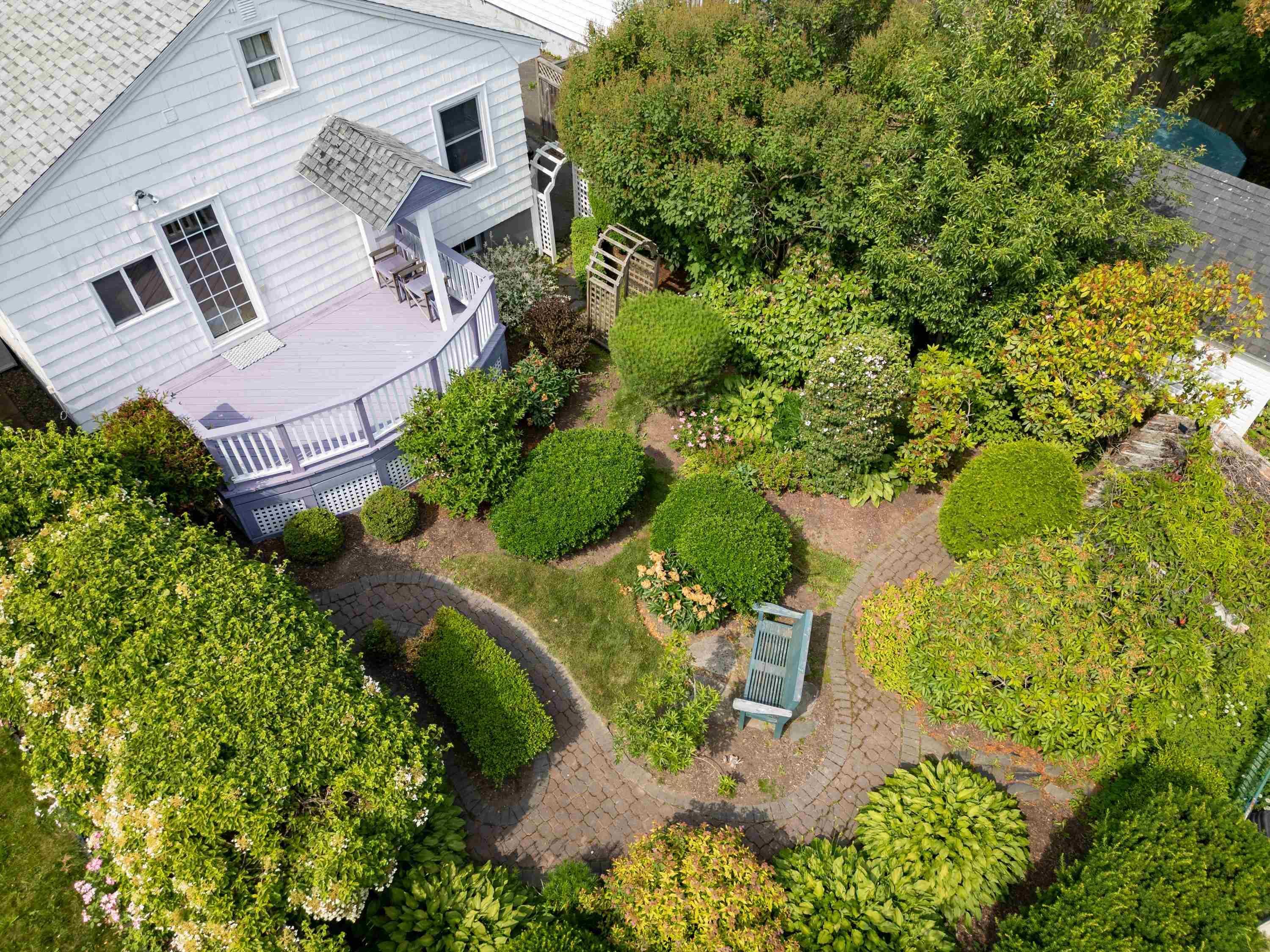 Property Photo: 7132 Spruce Street NS B3L 2M5