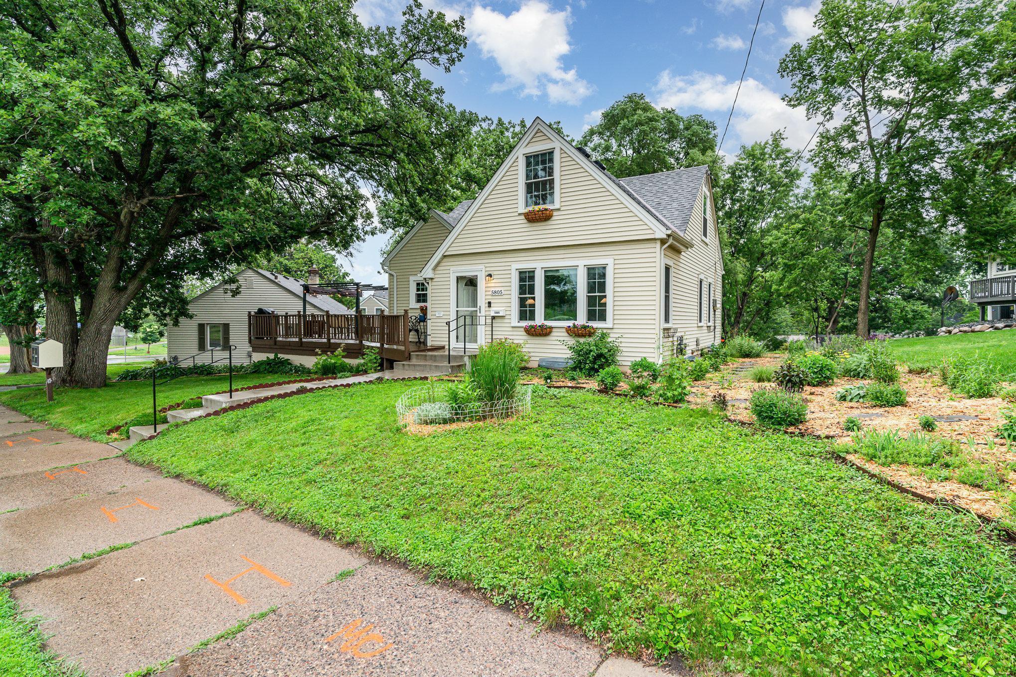 Property Photo:  5805 Sunrise Drive  MN 55419 