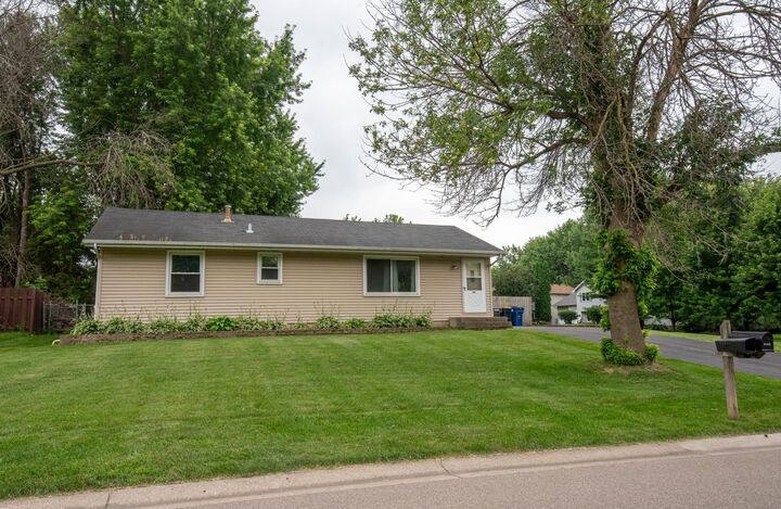 Property Photo:  5916 Upper 183rd Street W  MN 55024 