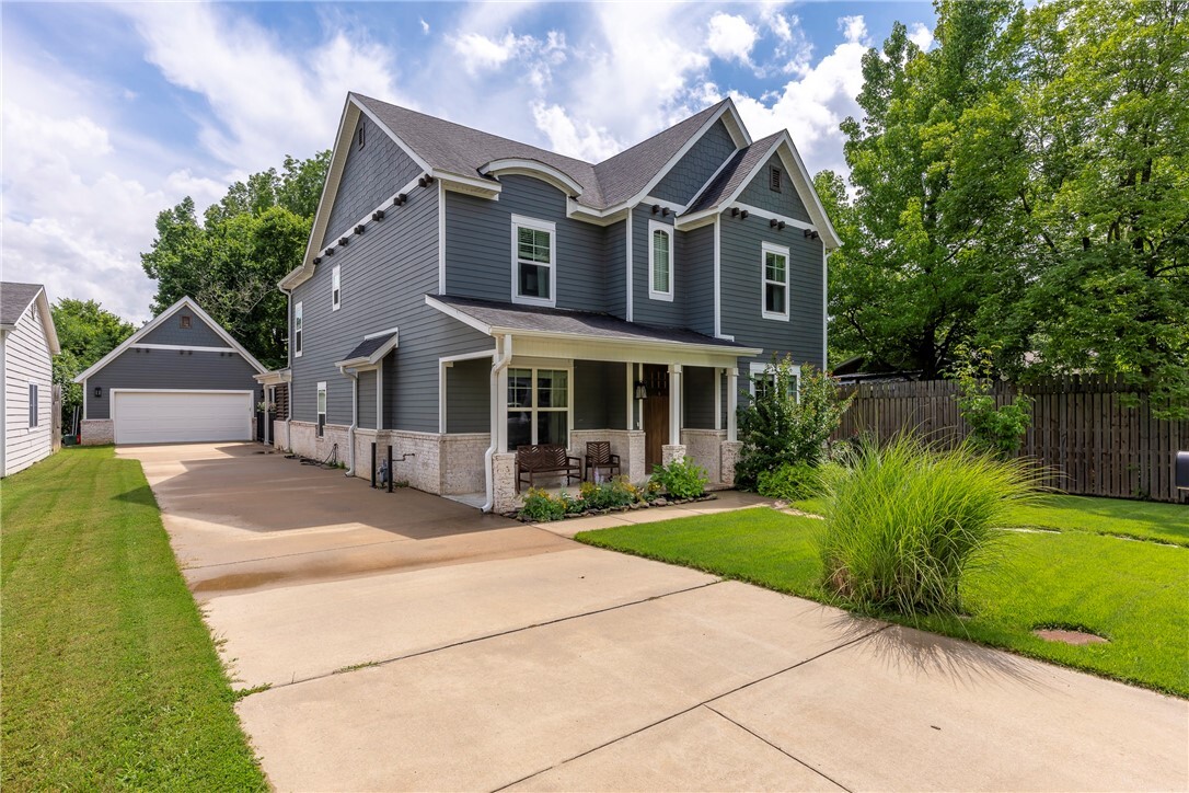 223 E Prospect Street  Fayetteville AR 72701 photo