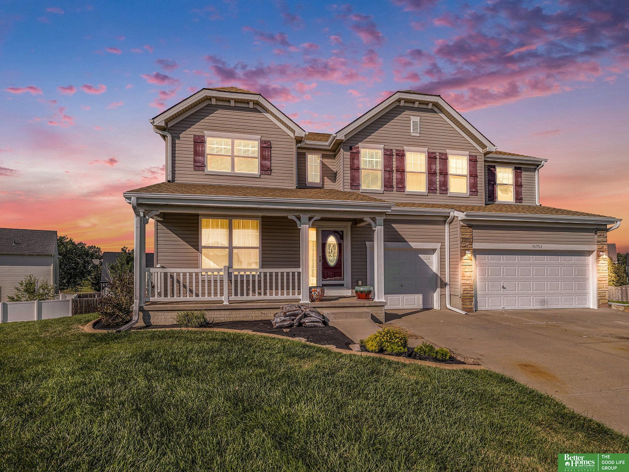 Property Photo: 15752 Howell Circle NE 68007