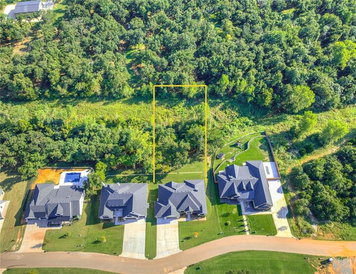 Property Photo: 396 Old Creek Road OK 73034
