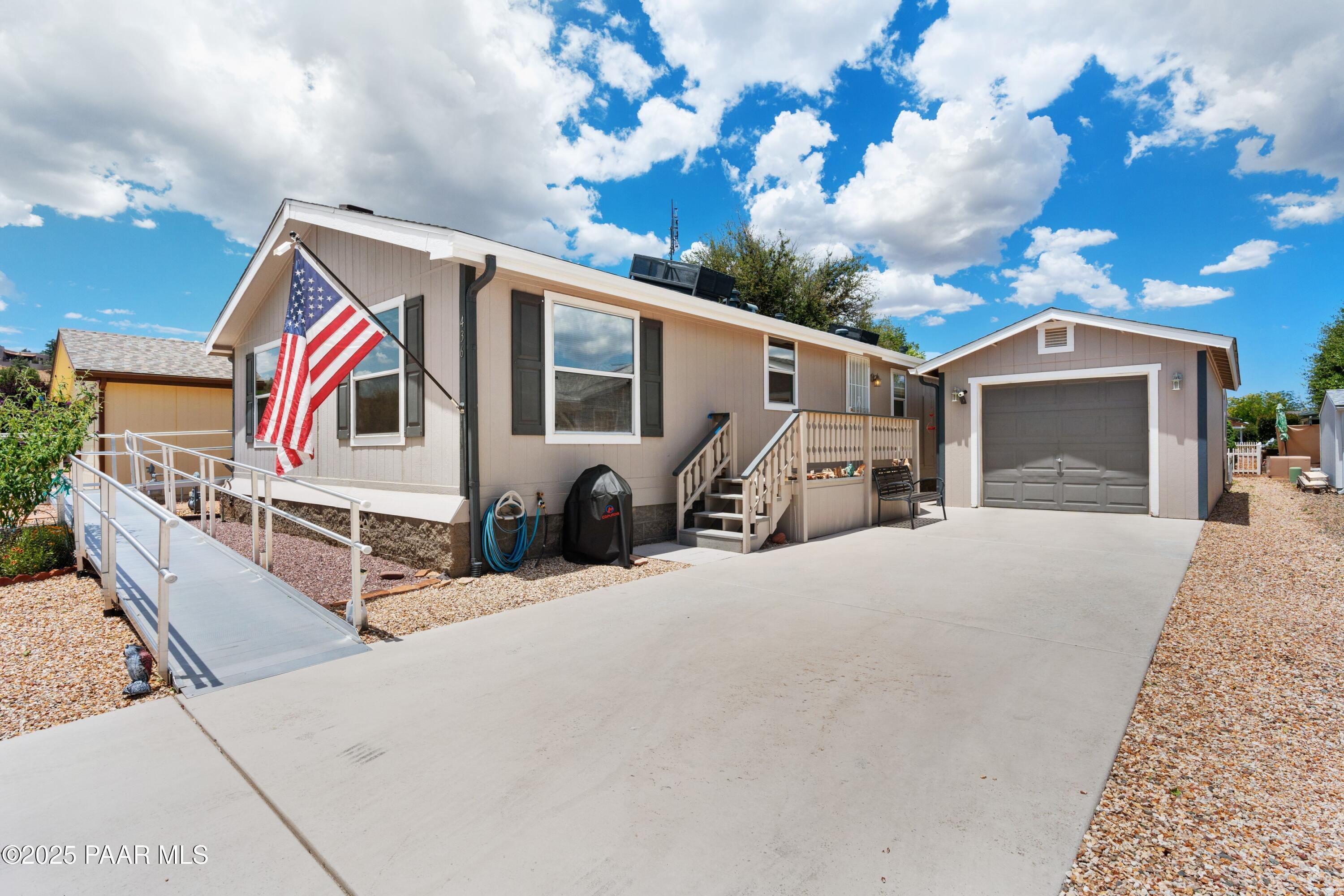 Property Photo: 12200 E Obsidian Loop Road AZ 86327