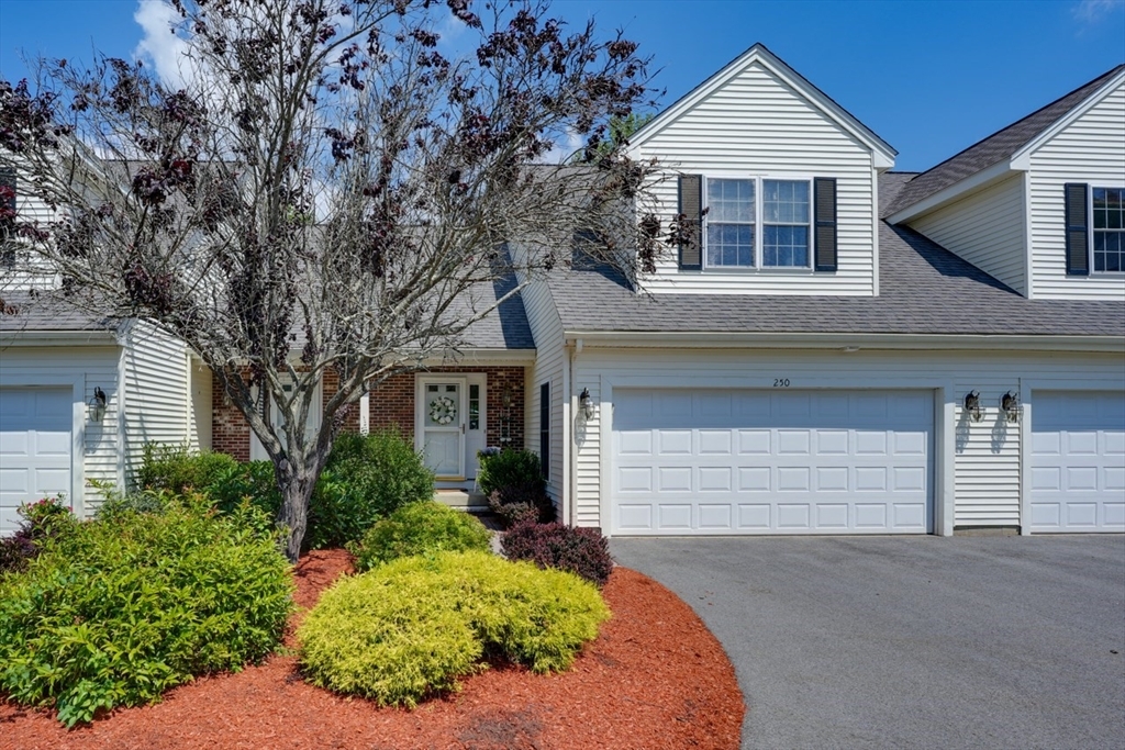 Property Photo: 250 Magill Dr 250 MA 01519