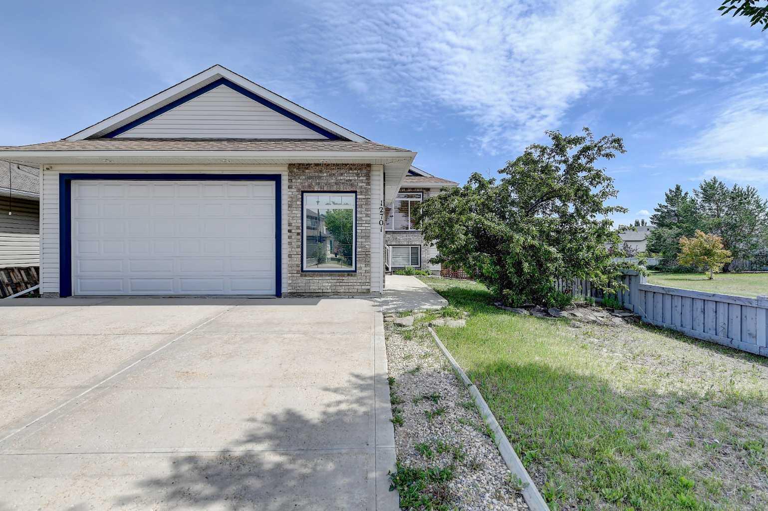 Property Photo:  12701 Crystal Lake Drive  AB T8X 1T6 