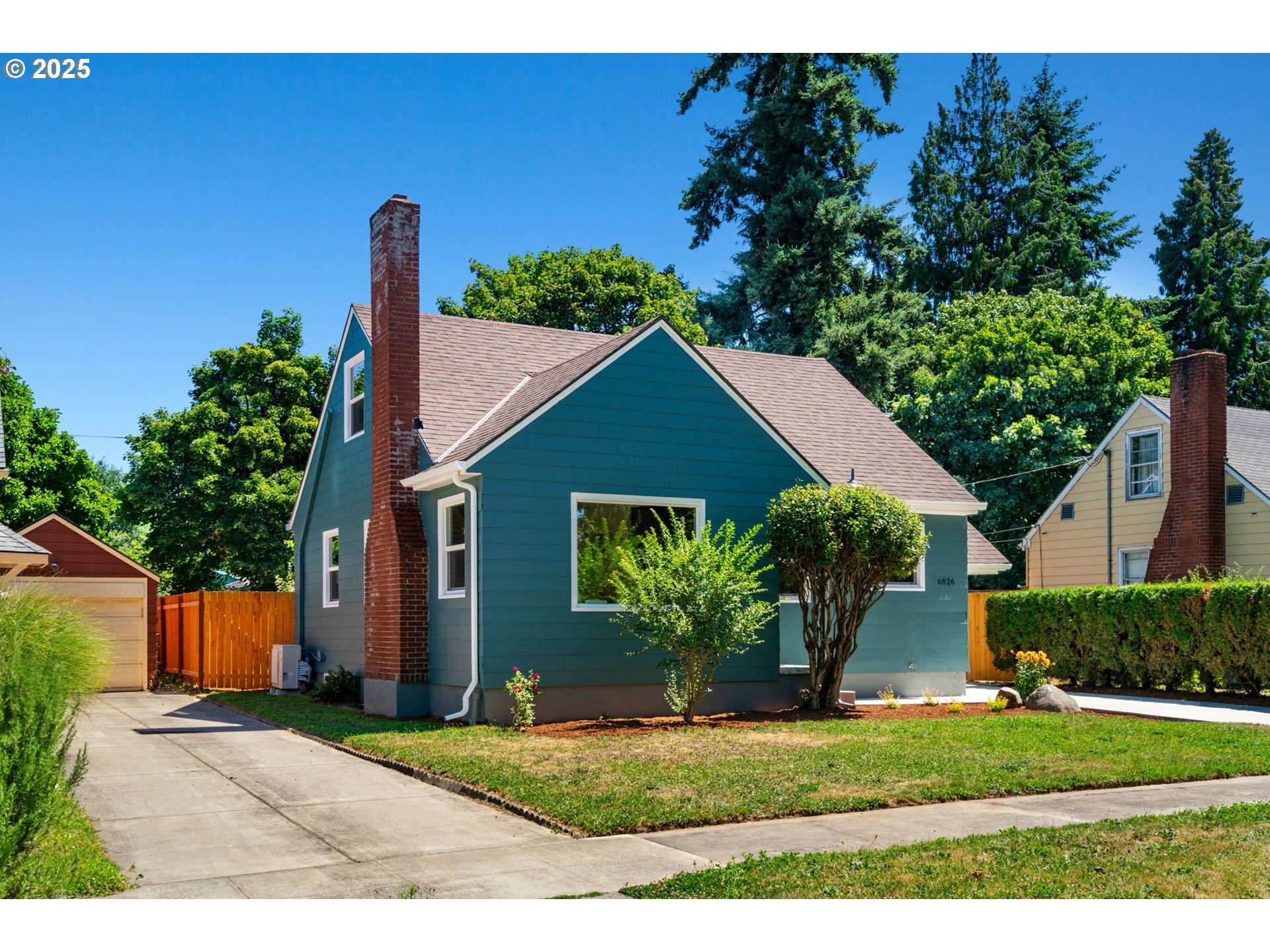6826 NE 23rd Ave  Portland OR 97211 photo