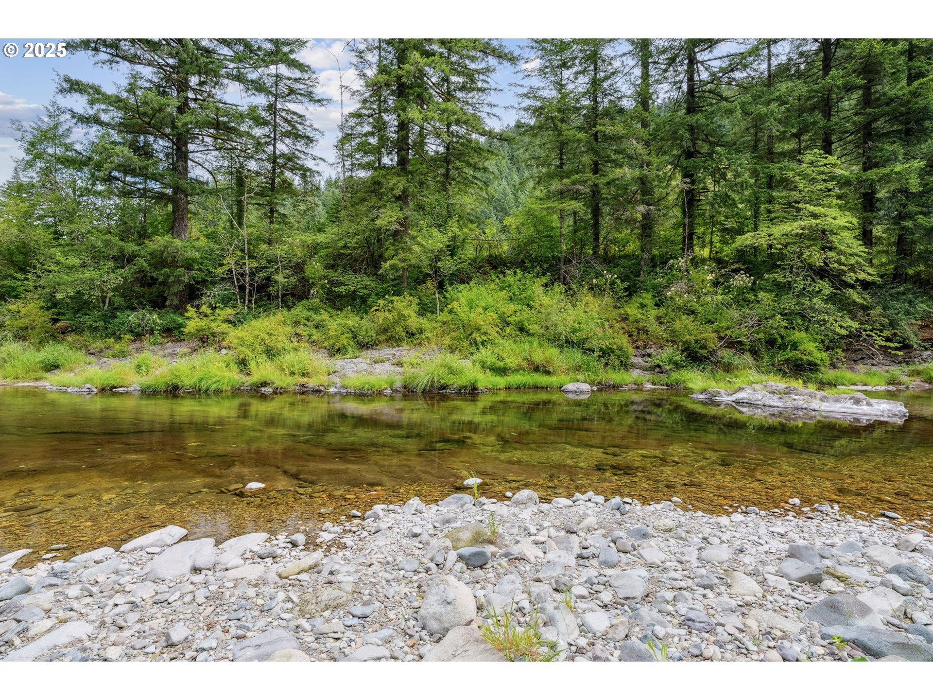 Property Photo: 15401 Washougal River Rd WA 98671
