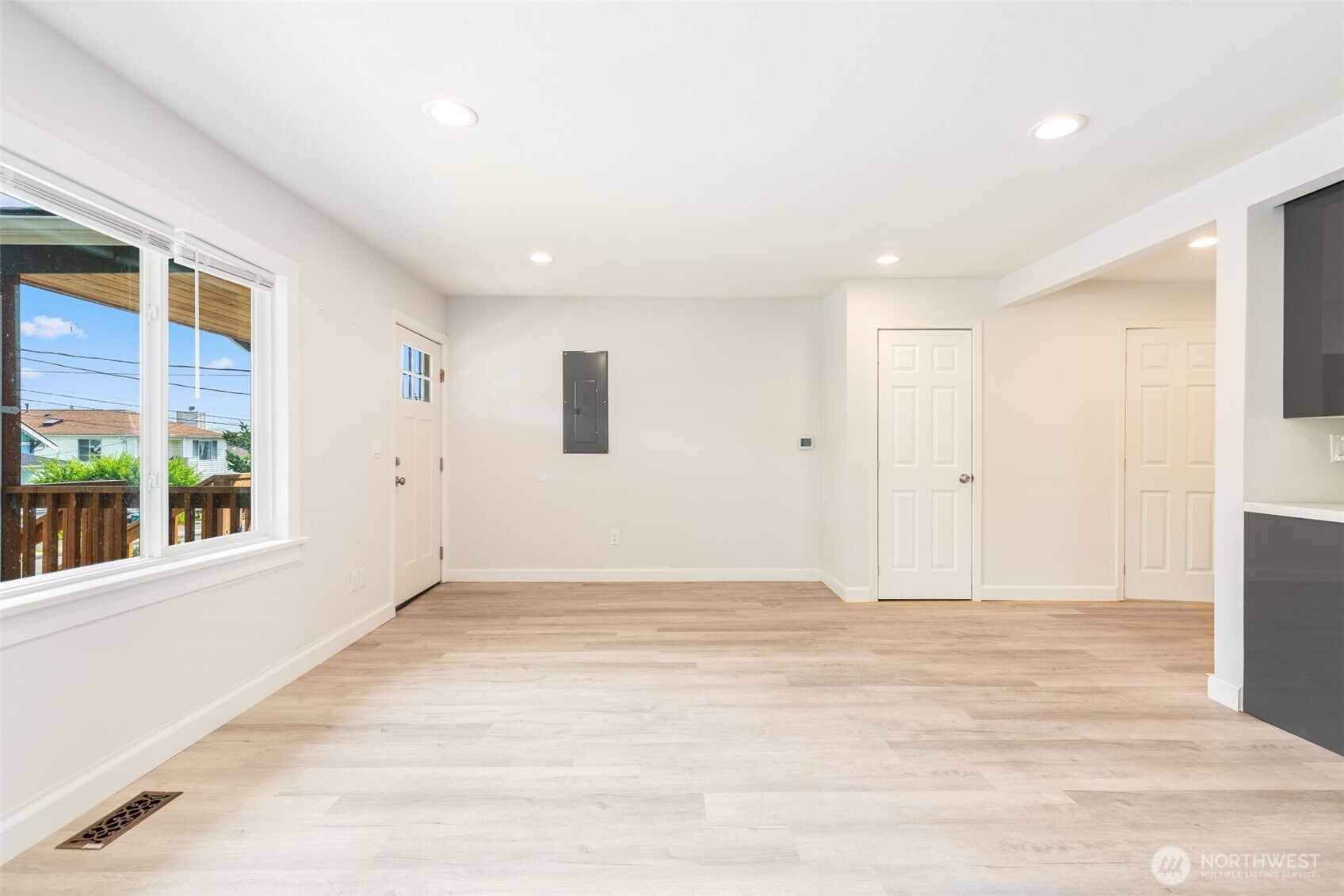 Property Photo: 5209 S Dawson Street WA 98118